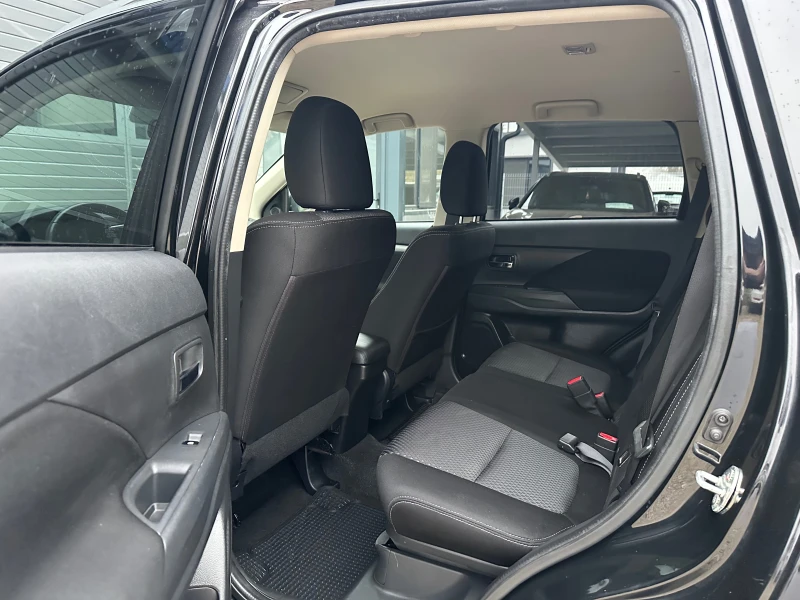Mitsubishi Outlander 2.2DID 150кс ФЕЙС 4х4 ИТАЛИЯ ТОП СЪСТОЯНИЕ, снимка 10 - Автомобили и джипове - 52566742