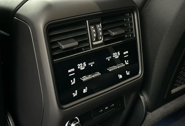 Porsche Cayenne Coupe S E-Hybrid = NEW = Гаранция - изображение 9