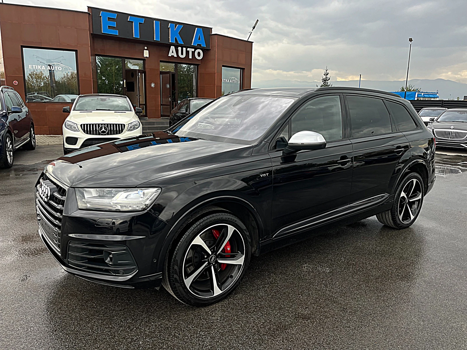 Audi SQ7 BLACK EDITION-MATRIX-DISTRONIK-7МЕСТА-HEAD UP-FULL - изображение 3