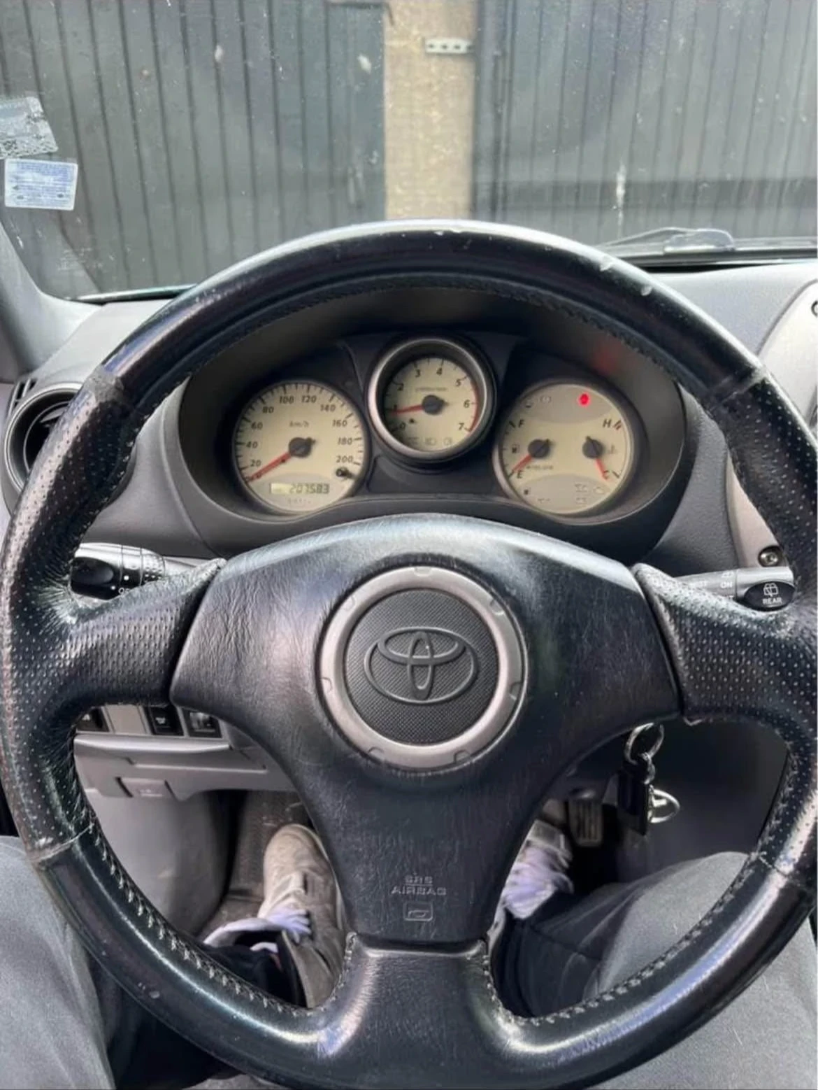 Toyota Rav4 2000 - изображение 5