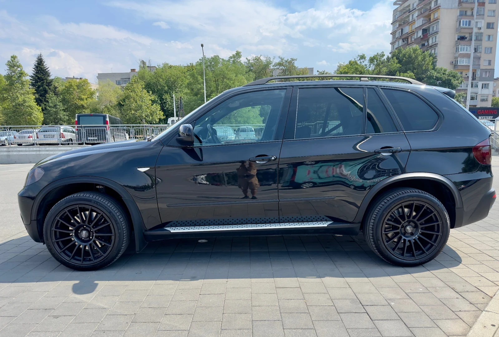 BMW X5 4.8 - изображение 2