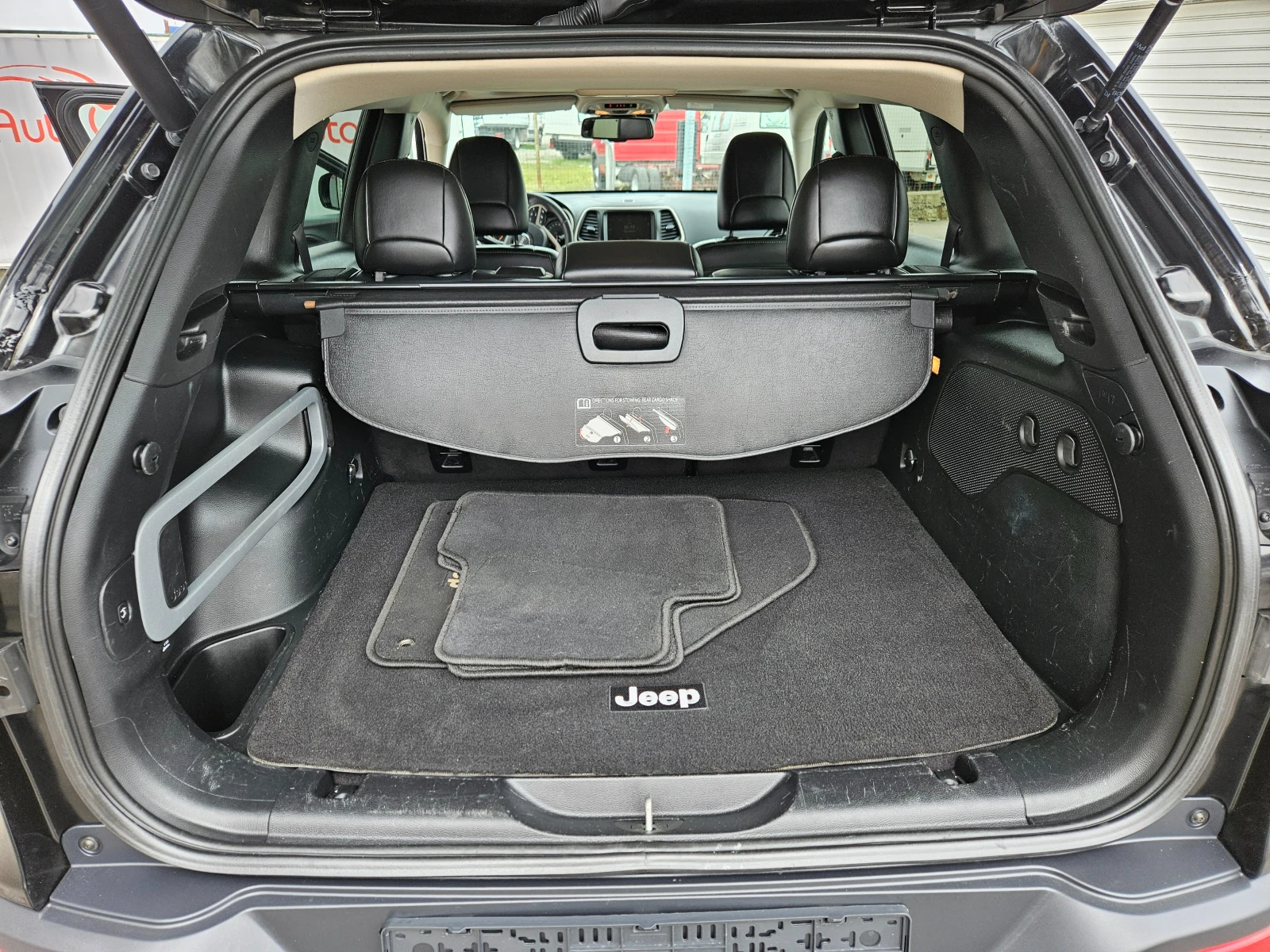 Jeep Cherokee 2.2D/Limited/4X4/9ск/LED/КАМЕРА/NAVI/БЛУТУТ/EURO 6 - изображение 4