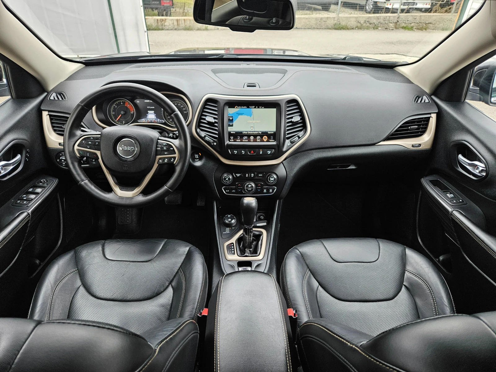 Jeep Cherokee 2.2D/Limited/4X4/9ск/LED/КАМЕРА/NAVI/БЛУТУТ/EURO 6 - изображение 10