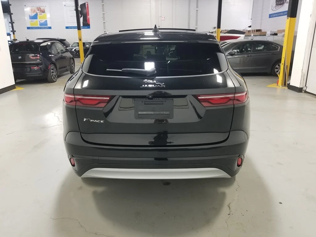 Jaguar F-PACE * S * CARFAX * ���� �� �� | Mobile.bg � ����������� 5