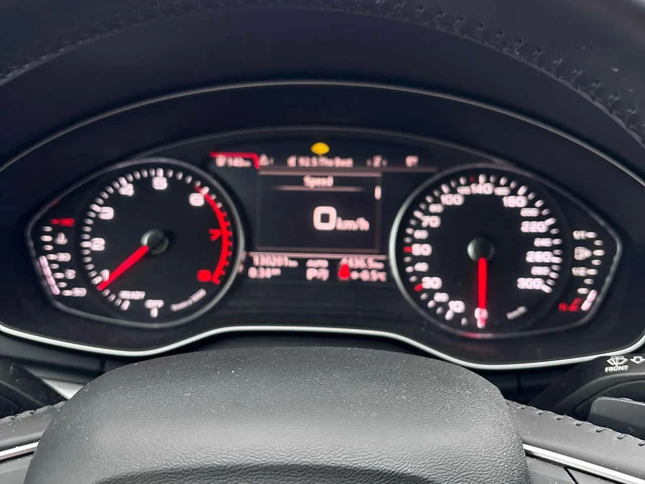 Audi Q5 Komfort * ПОДГРЕВ * ВТОРИ ГУМИ + ДЖАНТИ * , снимка 8 - Автомобили и джипове - 53715541