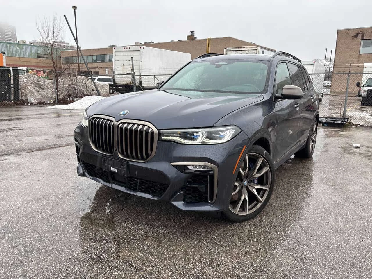 BMW X7 * M50i * СВАРОВСКИ * ЛАЗЕР * ОБДУХВАНЕ * , снимка 12 - Автомобили и джипове - 54093903