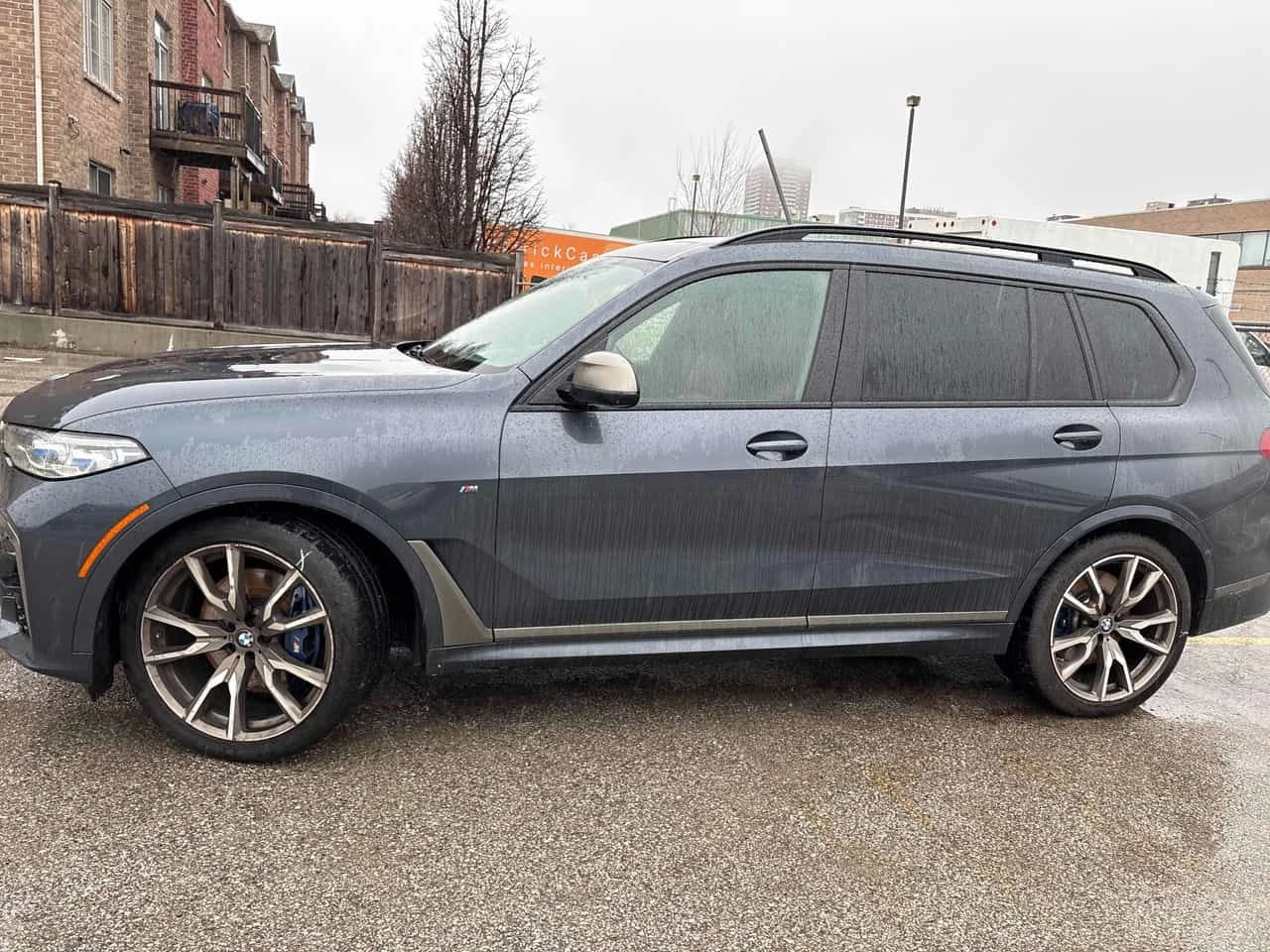 BMW X7 * M50i * СВАРОВСКИ * ЛАЗЕР * ОБДУХВАНЕ * , снимка 15 - Автомобили и джипове - 54093903