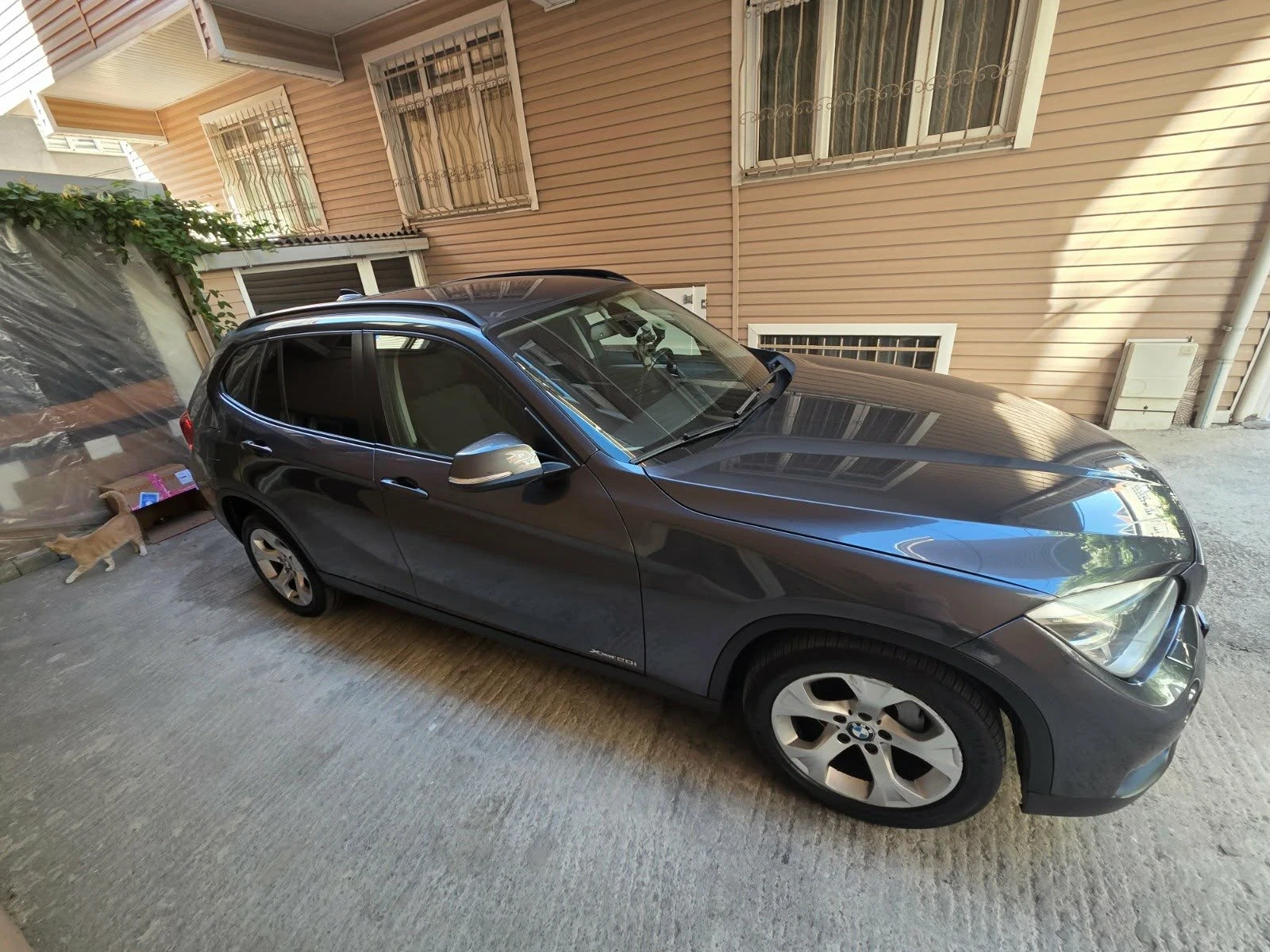 BMW X1, снимка 3 - Автомобили и джипове - 54934337