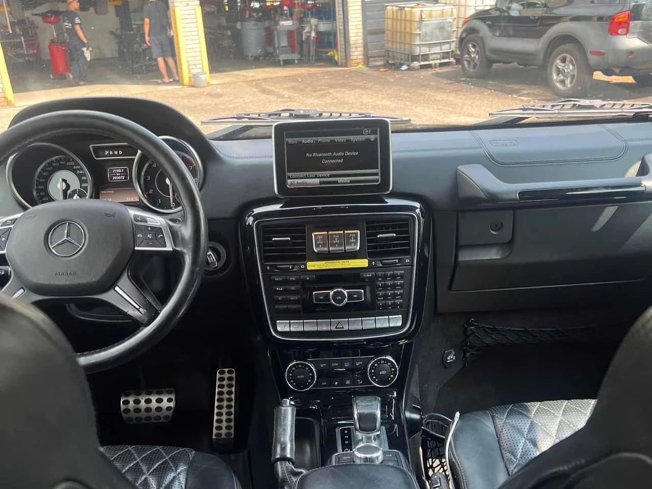 Mercedes-Benz G 63 AMG 4MATIC | CARFAX | АВТОКРЕДИТ БЕЗ ПЪРВОНАЧАЛНА, снимка 9 - Автомобили и джипове - 55601365