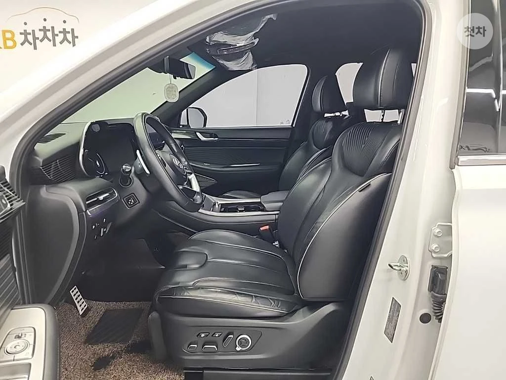 Hyundai Palisade VIP    EKPAHИ ТЕЛЕФОН HEAD UP FULL, снимка 5 - Автомобили и джипове - 55656111