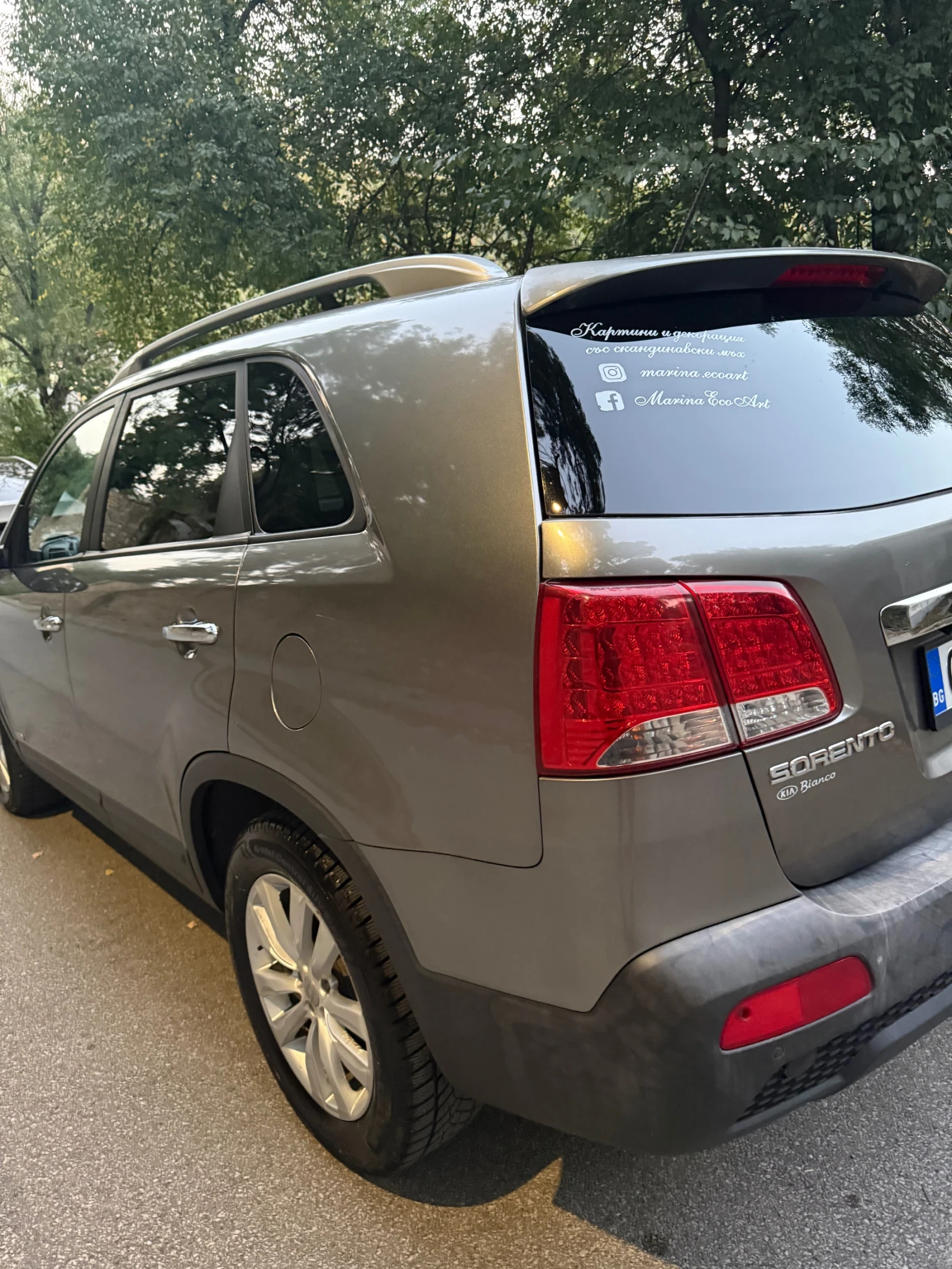 Kia Sorento, снимка 11 - Автомобили и джипове - 55666373