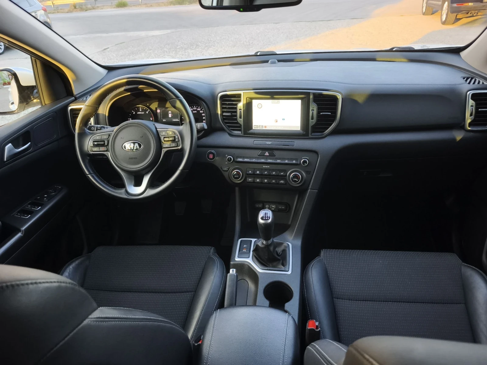 Kia Sportage 1.7d PLATINUM EDITION FULL SERVICE  | Mobile.bg � ����������� 8