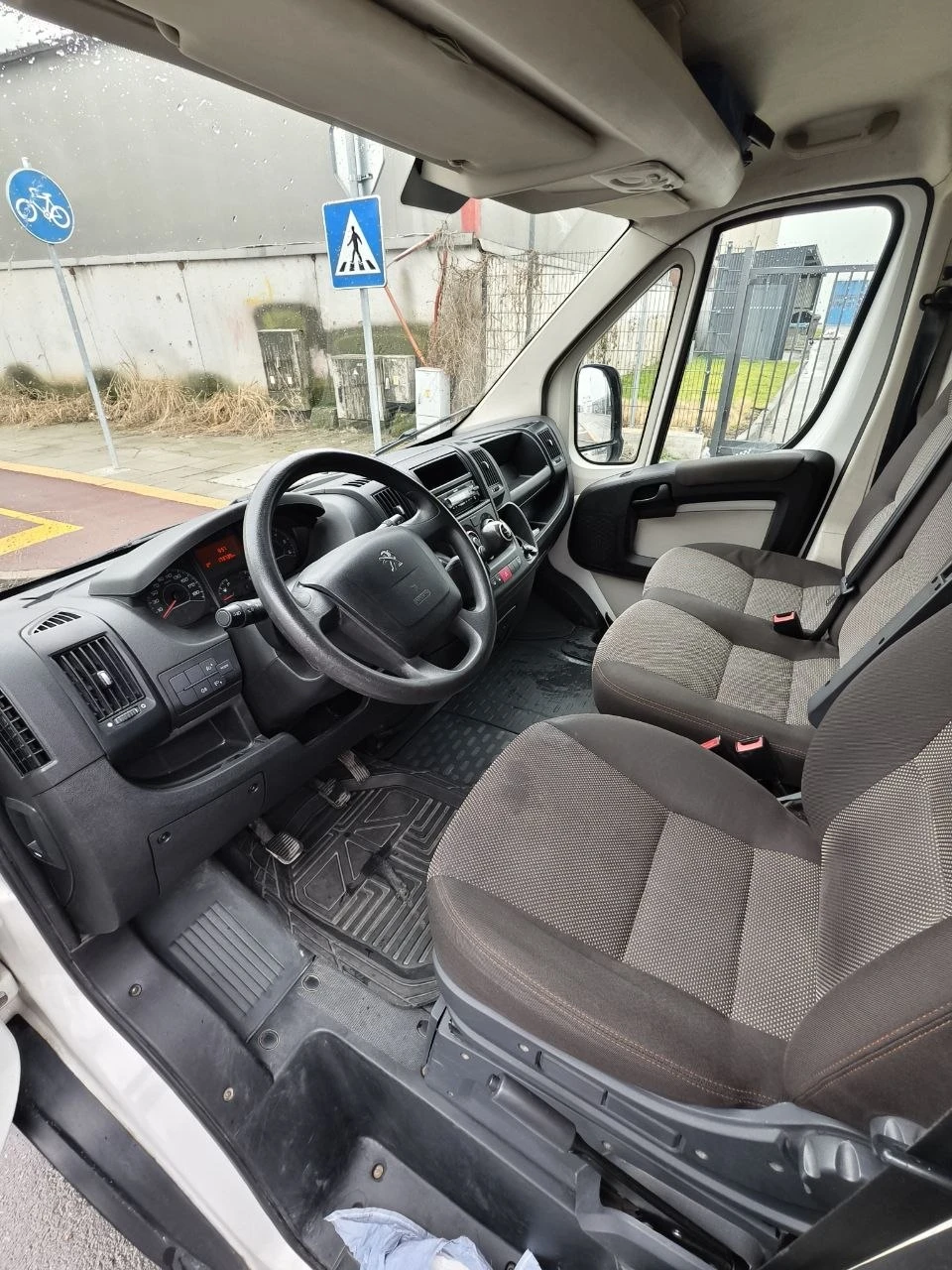 Peugeot Boxer L4 H3 - изображение 9