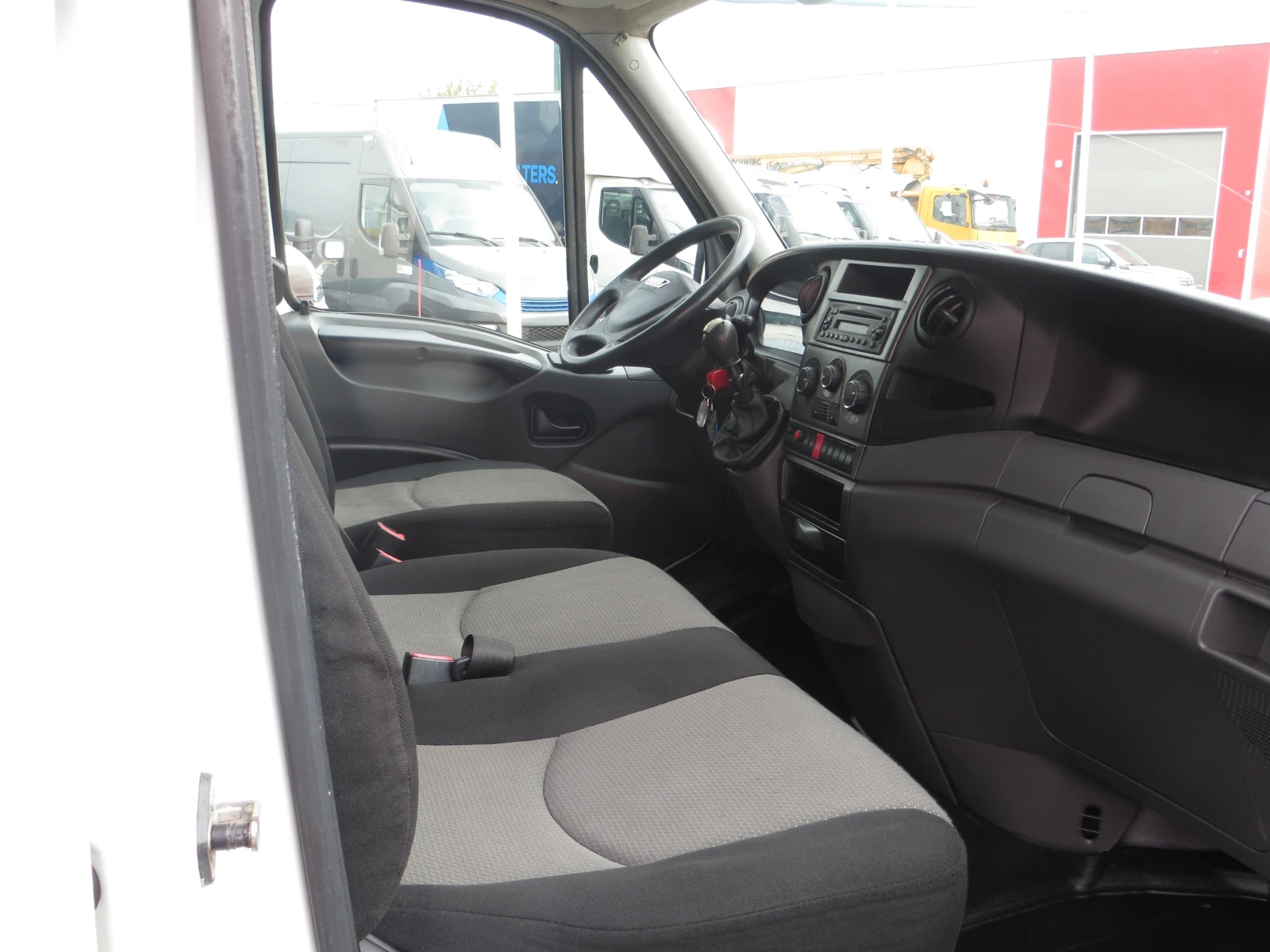 Iveco Daily 35S13-12 ���. �. ���� �� ��������� ��������� | Mobile.bg � ����������� 11