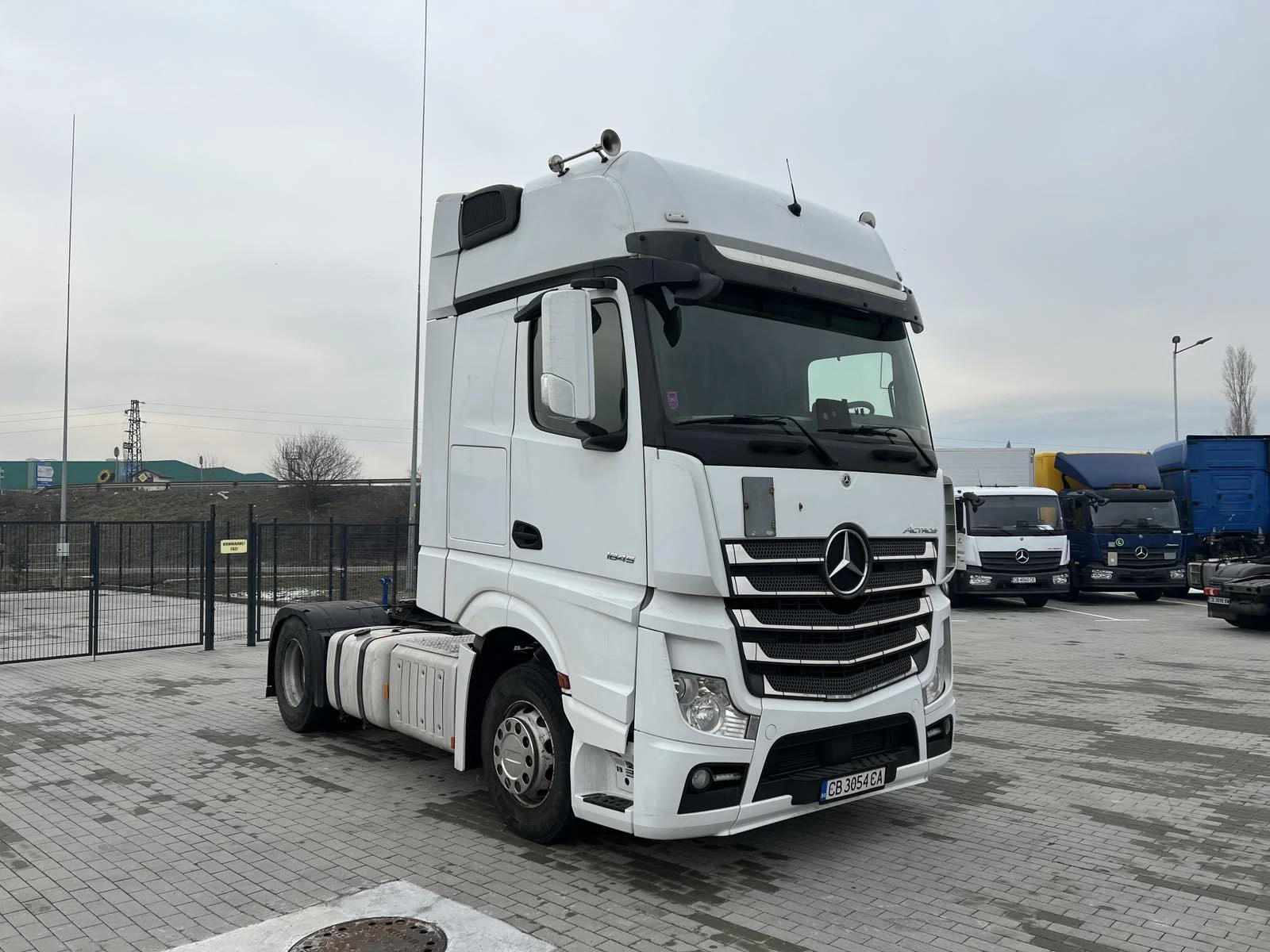 Mercedes-Benz Actros 1845 GIGA SPACE - изображение 2