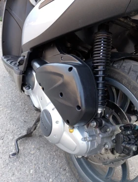 Piaggio Carnaby Скутер, снимка 7