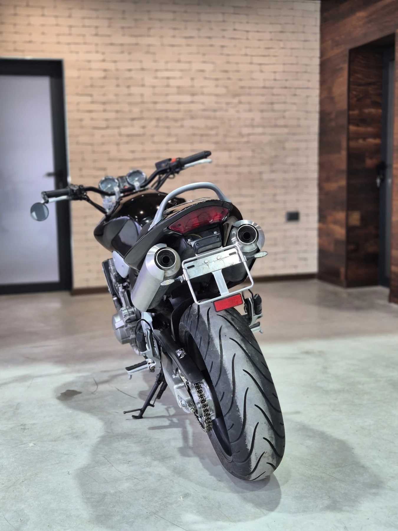 Honda Hornet 919 22000км!!! Нов внос ШВЕЙЦАРИЯ!!!, снимка 6 - Мотоциклети и мототехника - 53916817