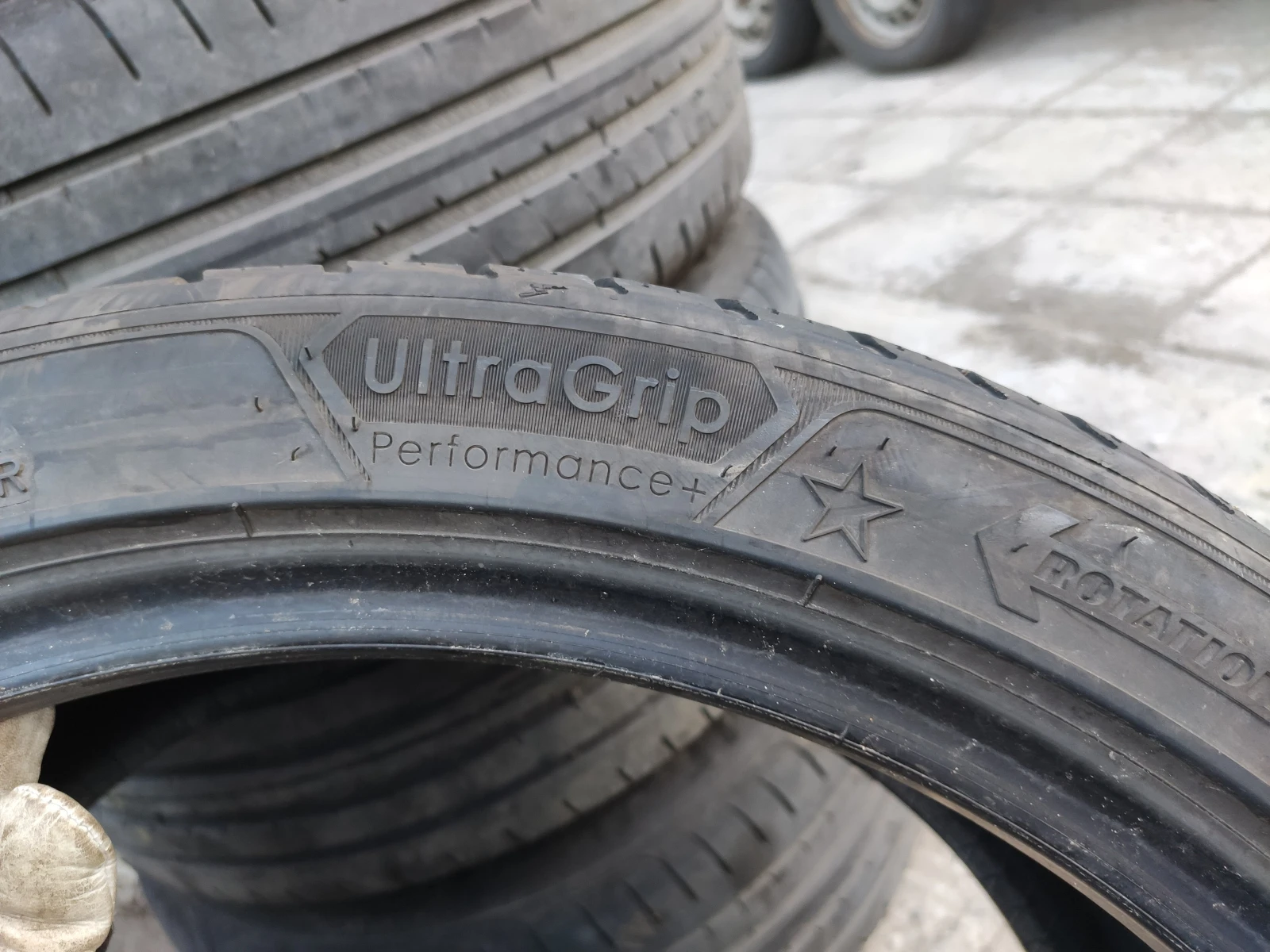  255/40R19 | Mobile.bg   9