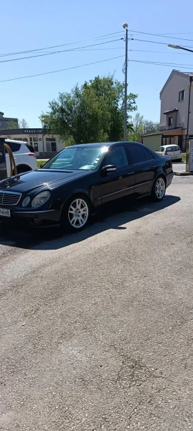Mercedes-Benz E 270 Е 270 CDI ( 177 HP ), снимка 3