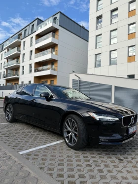 ������ Volvo S90