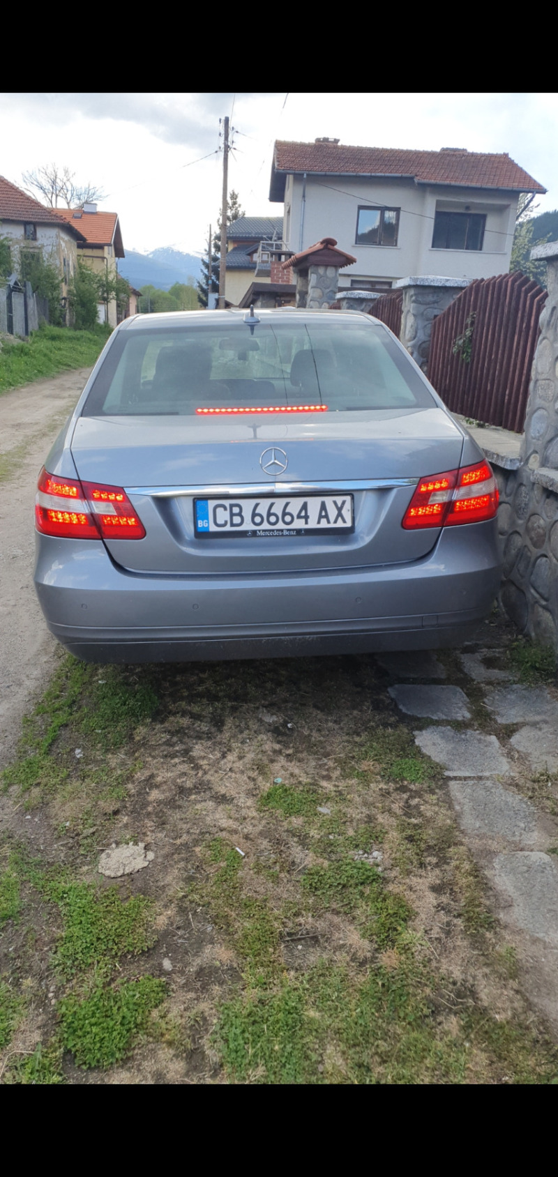 Mercedes-Benz E 200, снимка 2 - Автомобили и джипове - 46271186