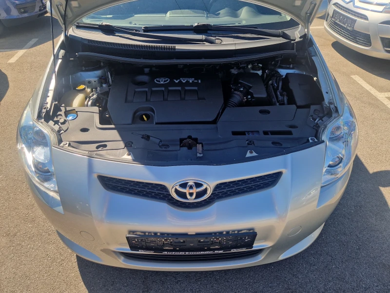 Toyota Auris 1.6 Sol Топ състояние!, снимка 8 - Автомобили и джипове - 46844469