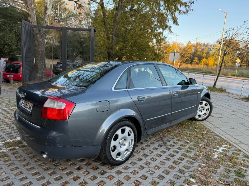 Audi A4 2.4, V 6, снимка 2 - Автомобили и джипове - 47654144