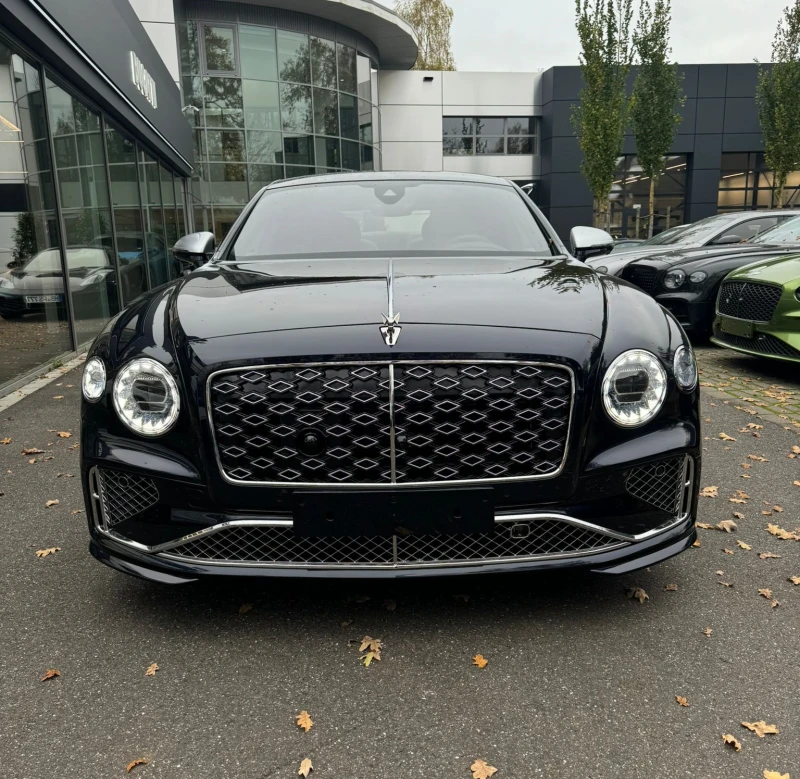 Bentley Flying Spur Mulliner  4.0 V8 Plug-in Hybrid AWD, снимка 1 - Автомобили и джипове - 48472098