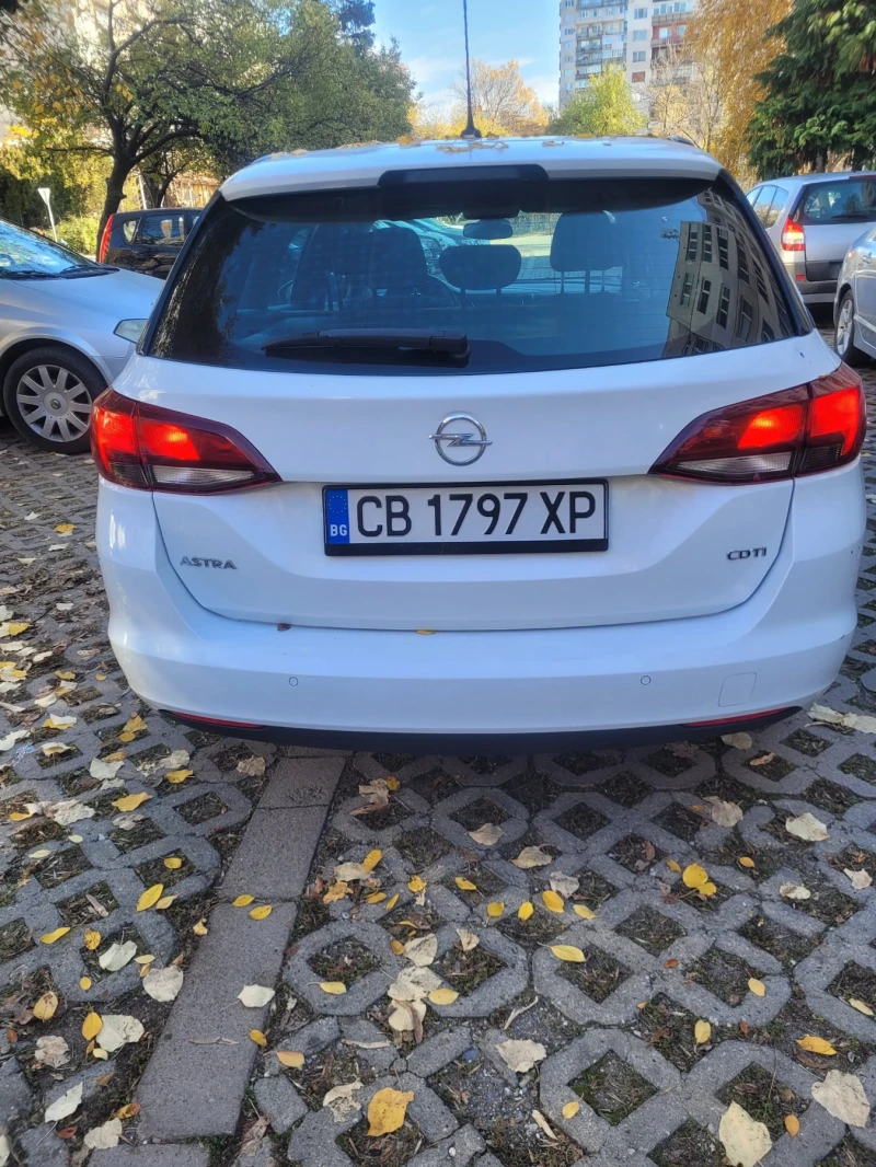 Opel Astra 1.6CDTI, снимка 6 - Автомобили и джипове - 49201315