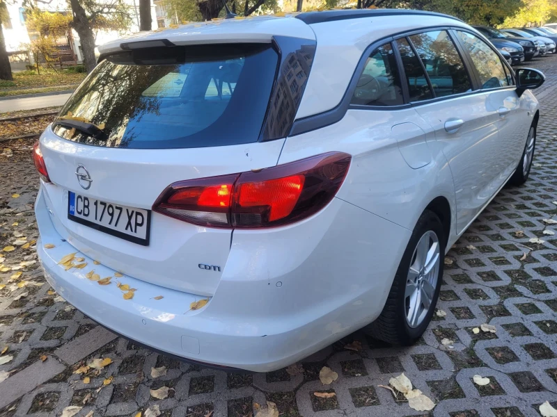 Opel Astra 1.6CDTI, снимка 3 - Автомобили и джипове - 49201315