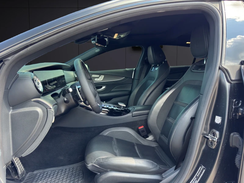 Mercedes-Benz AMG GT 63 S E-PERF* CERAMIC* CARBON* HEAD UP* BURM* PANO*, снимка 9 - Автомобили и джипове - 51431090
