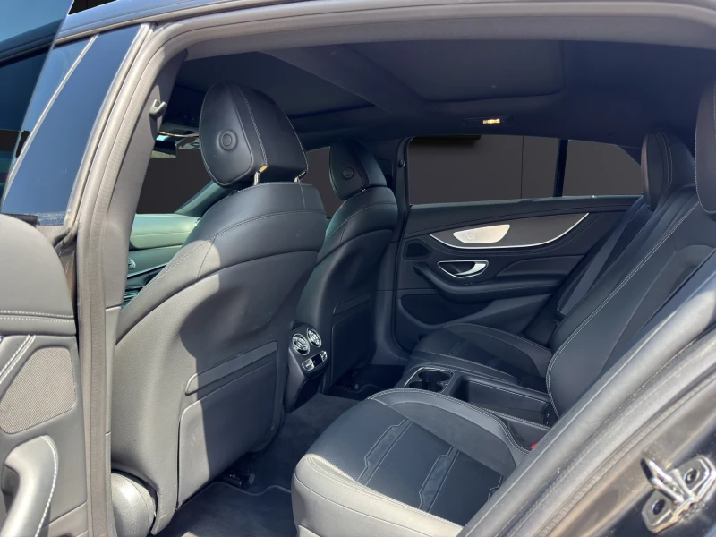 Mercedes-Benz AMG GT 63 S E-PERF* CERAMIC* CARBON* HEAD UP* BURM* PANO*, снимка 16 - Автомобили и джипове - 51431090