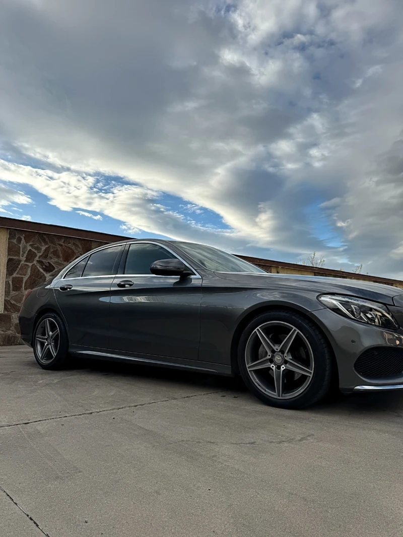 Mercedes-Benz C 220 d / AMG PACKET , снимка 4 - Автомобили и джипове - 52173290
