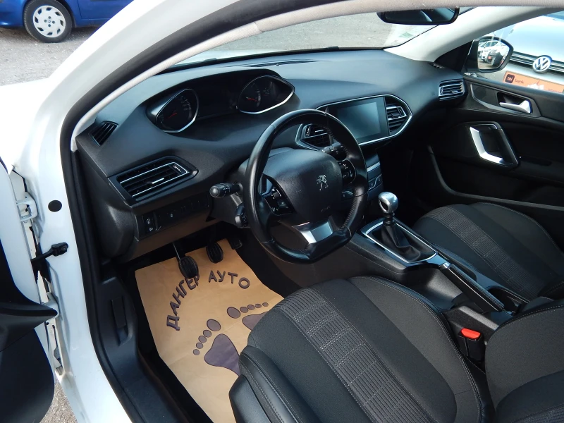 Peugeot 308 1.6HDI* ПЕРФЕКТНА* , снимка 10 - Автомобили и джипове - 51450546