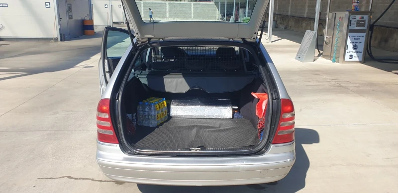 Mercedes-Benz C 220 CDI, снимка 9 - Автомобили и джипове - 52435893