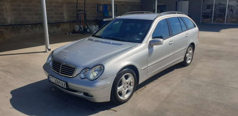 Mercedes-Benz C 220 CDI, снимка 4 - Автомобили и джипове - 52435893