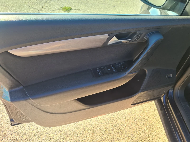 VW Passat, снимка 7 - Автомобили и джипове - 52177734