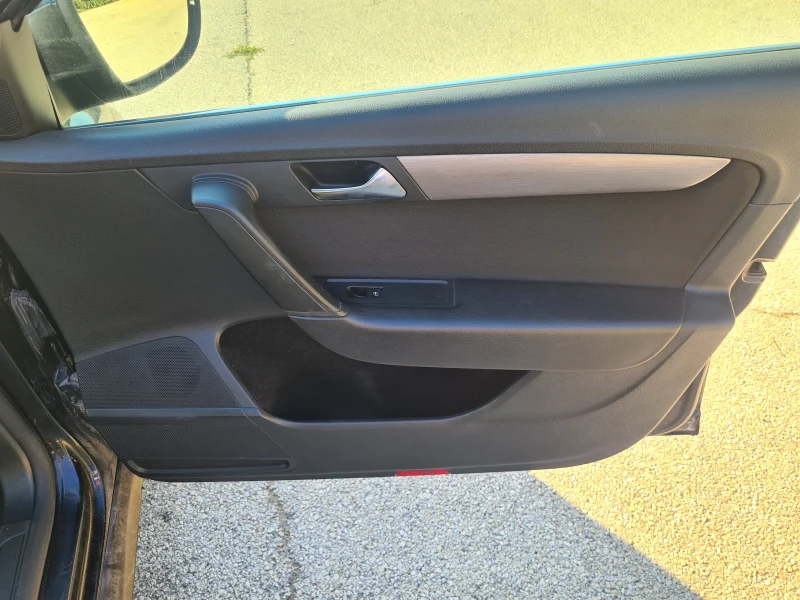 VW Passat, снимка 11 - Автомобили и джипове - 52177734