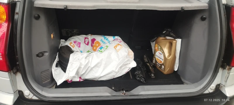 Hyundai Matrix 1.8, снимка 7 - Автомобили и джипове - 52678762