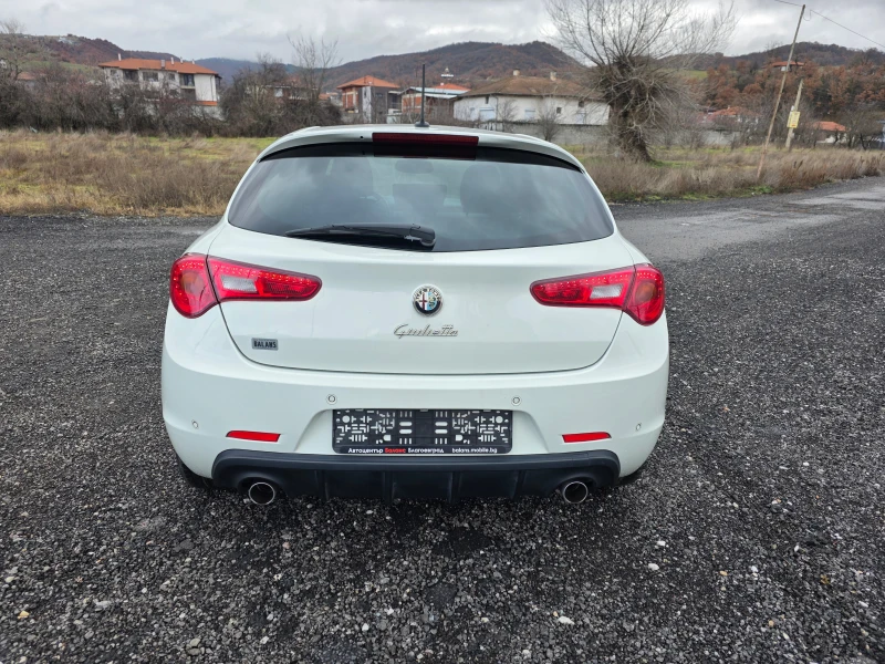 Alfa Romeo Giulietta 2.0JTD 144000km! Facelift, снимка 6 - Автомобили и джипове - 53282569