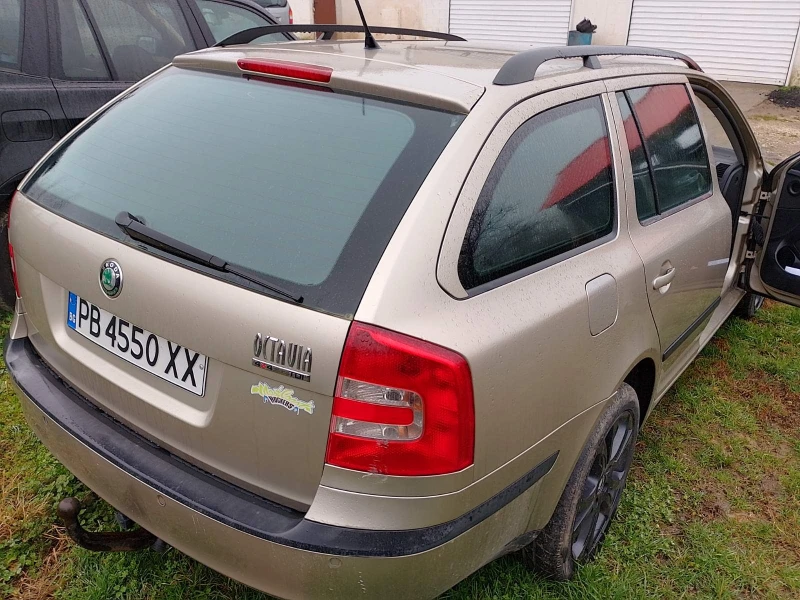 Skoda Octavia 4x4 TDI, снимка 3 - Автомобили и джипове - 53293614