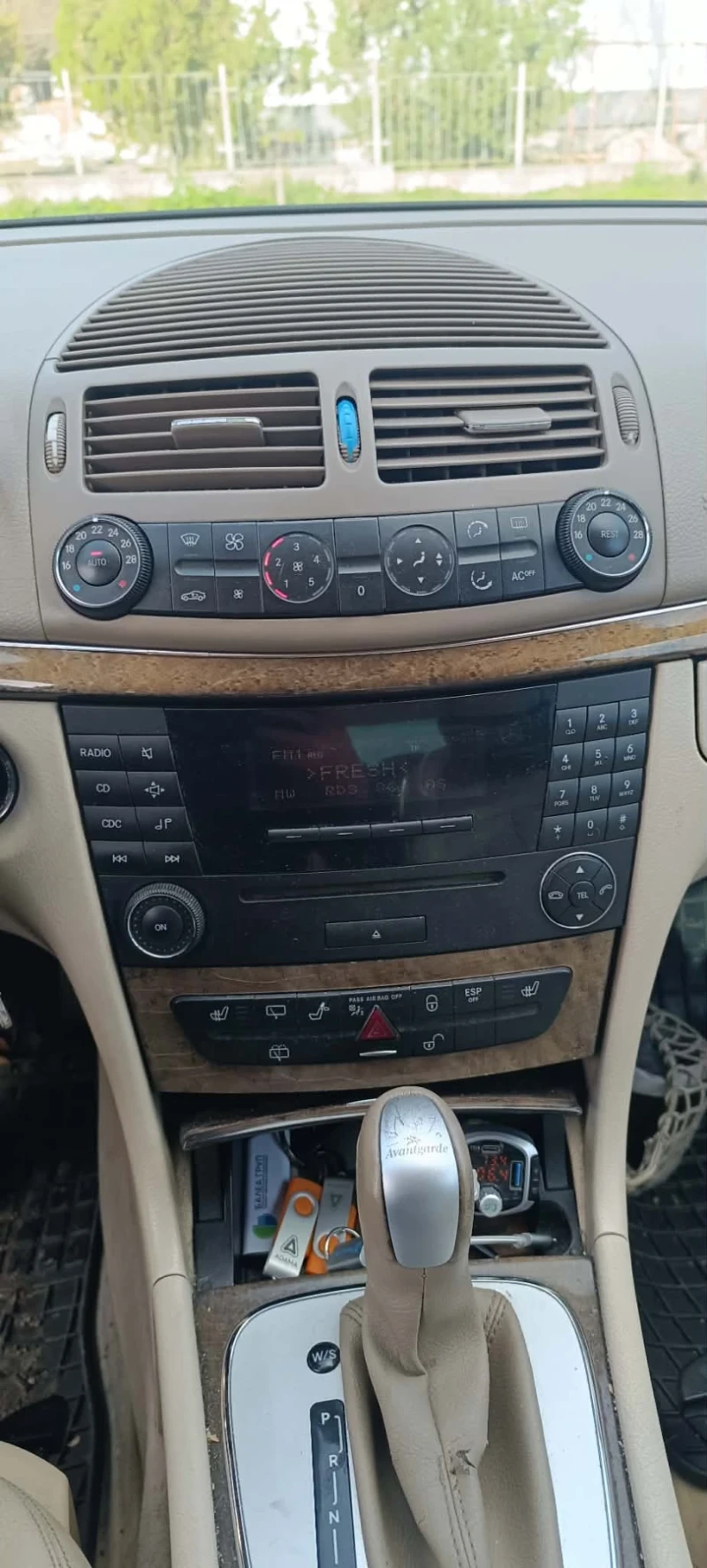 Mercedes-Benz E 270 Е 270 CDI ( 177 HP ), снимка 6 - Автомобили и джипове - 53340236