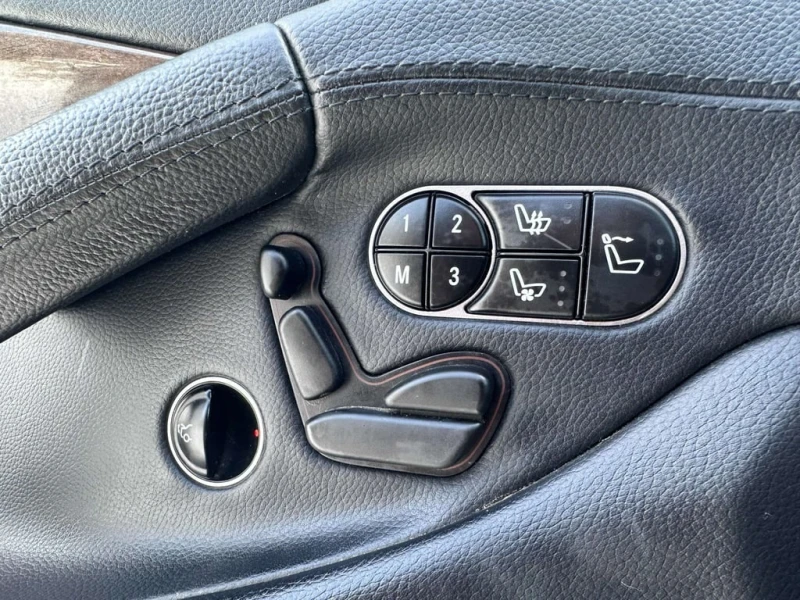 Mercedes-Benz SL * SL550 * CARFAX * ЦЕНА ДО БГ, снимка 15 - Автомобили и джипове - 53340368