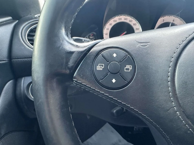 Mercedes-Benz SL * SL550 * CARFAX * ЦЕНА ДО БГ, снимка 11 - Автомобили и джипове - 53340368