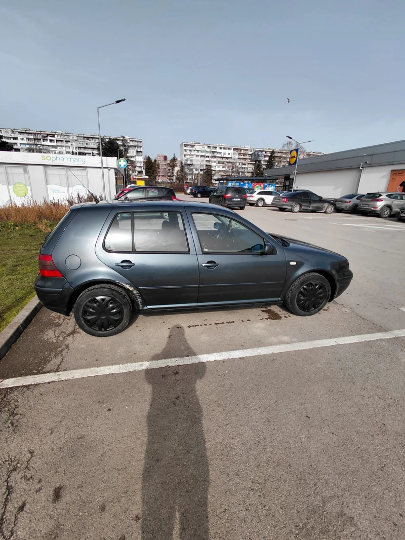 VW Golf, снимка 6 - Автомобили и джипове - 53576443