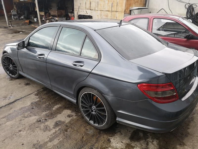 Mercedes-Benz C 220 2.2CDI AMG, снимка 14 - Автомобили и джипове - 39858083