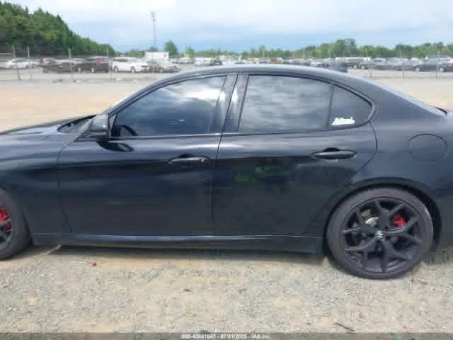 Alfa Romeo Giulia RWD - изображение 8