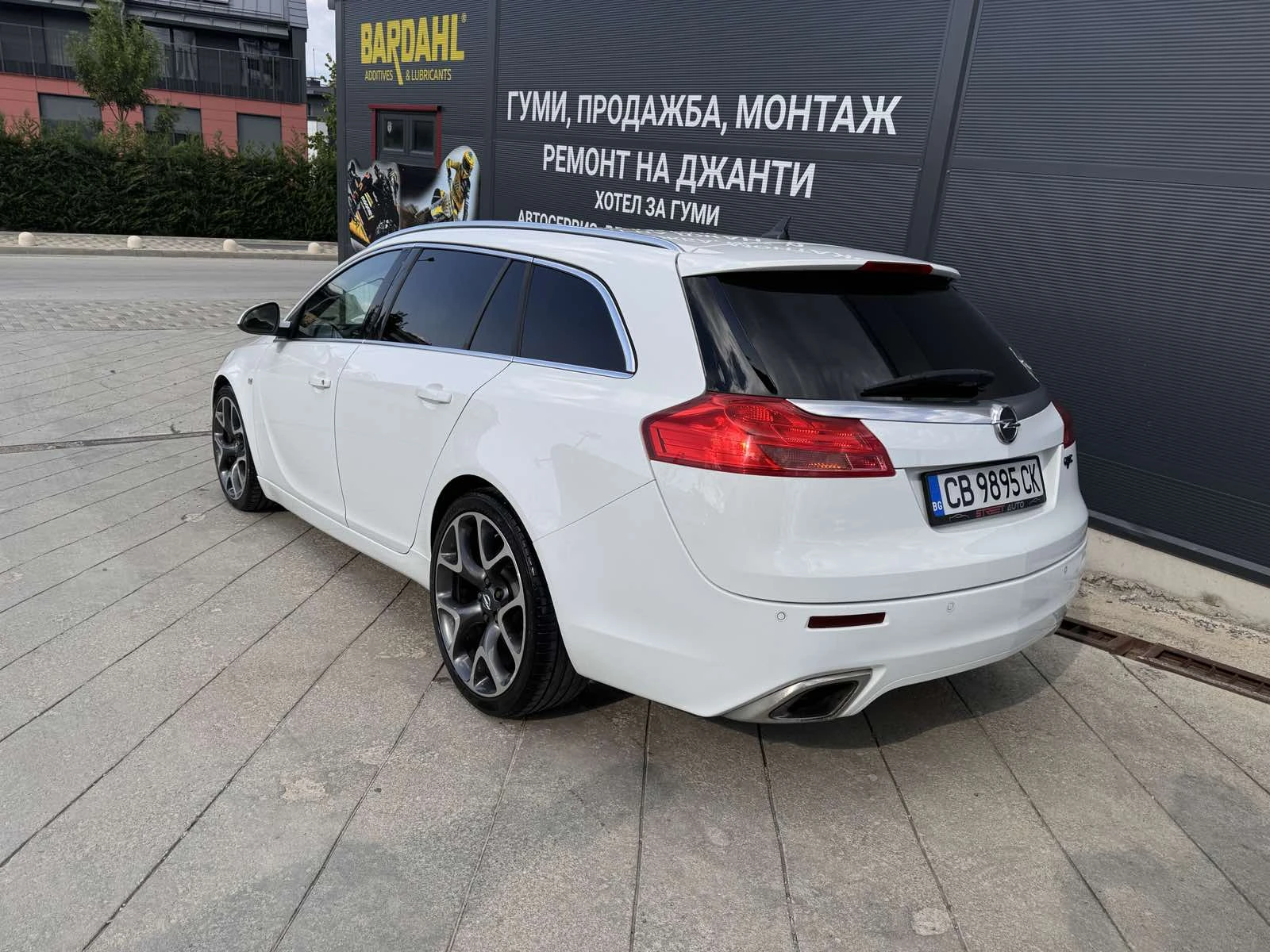 Opel Insignia OPC - изображение 5