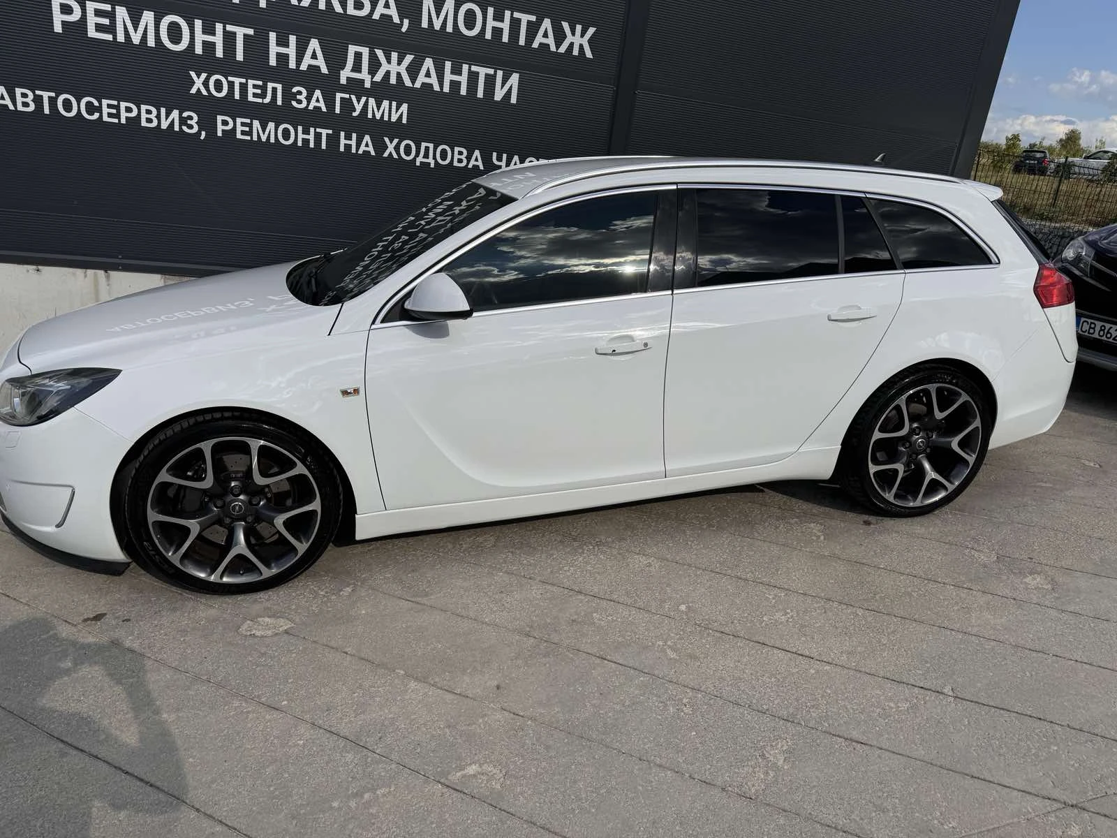 Opel Insignia OPC - изображение 2