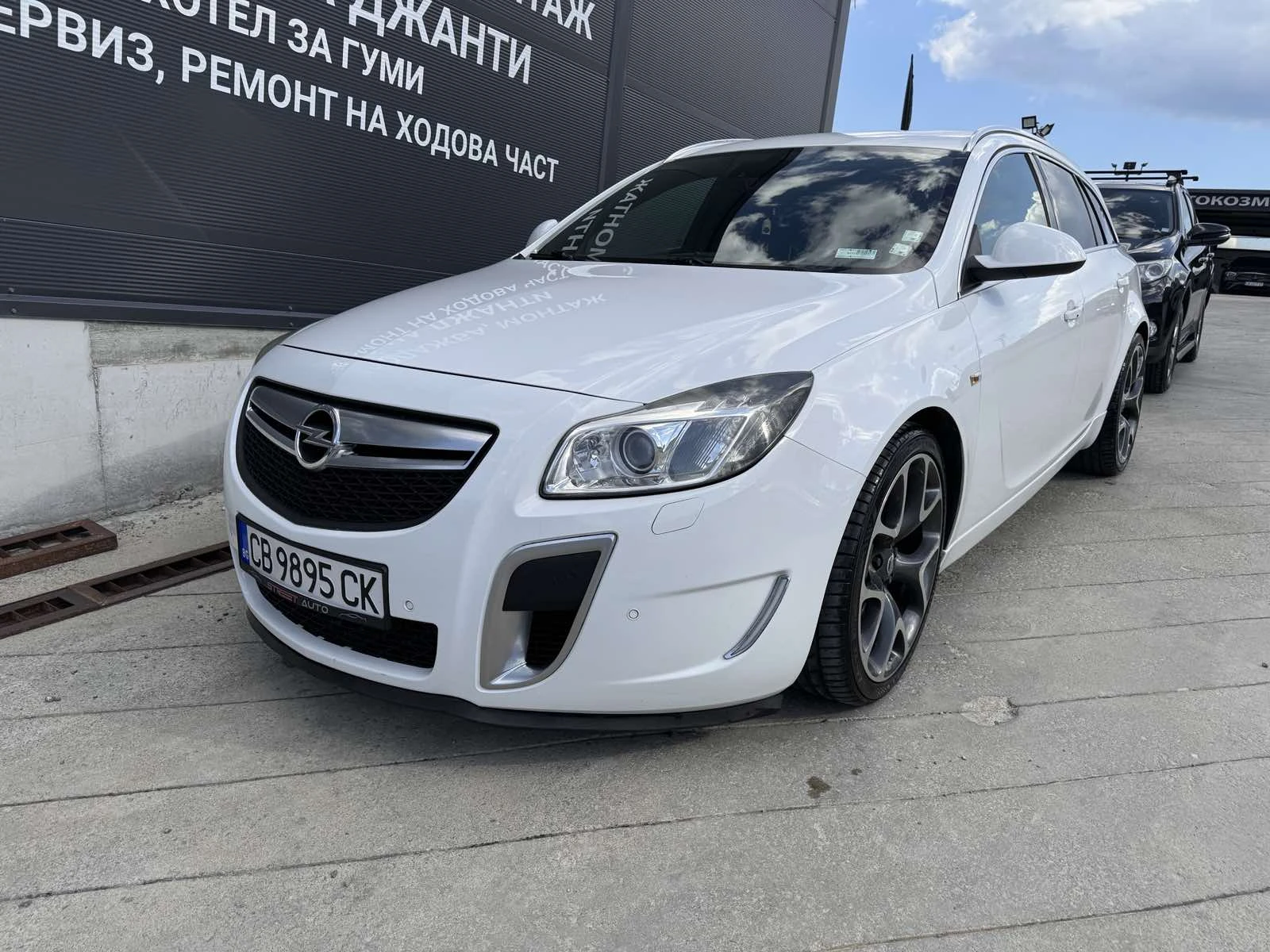 Opel Insignia OPC - изображение 3